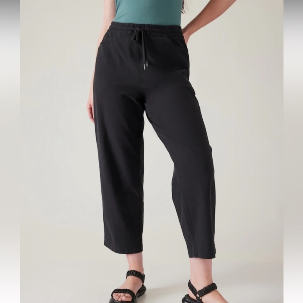 Athleta Farallon straight pants XS